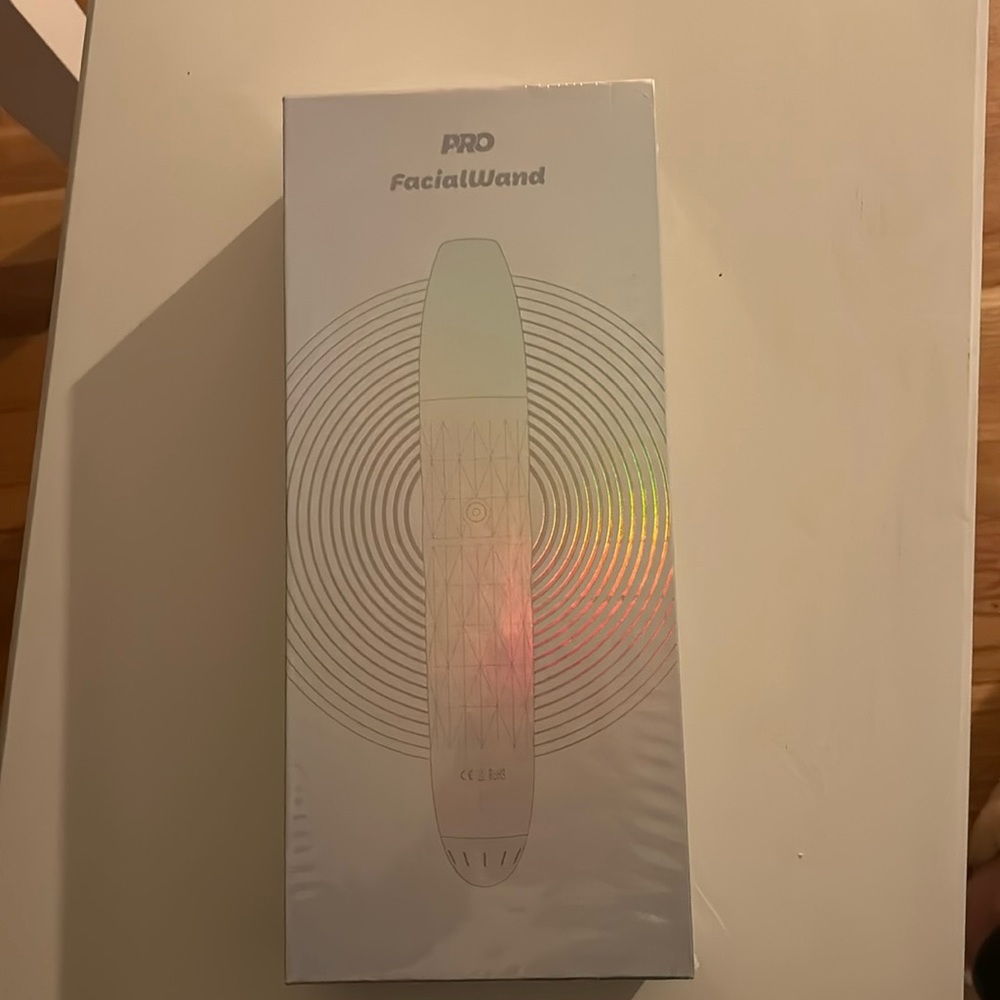 Cordless high frequency wand- still in packaging and unopened/ unused!